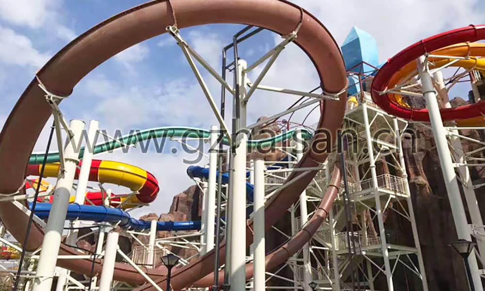 克拉湾水上乐园设备大回环滑道 克拉湾水上乐园设备大回环滑道