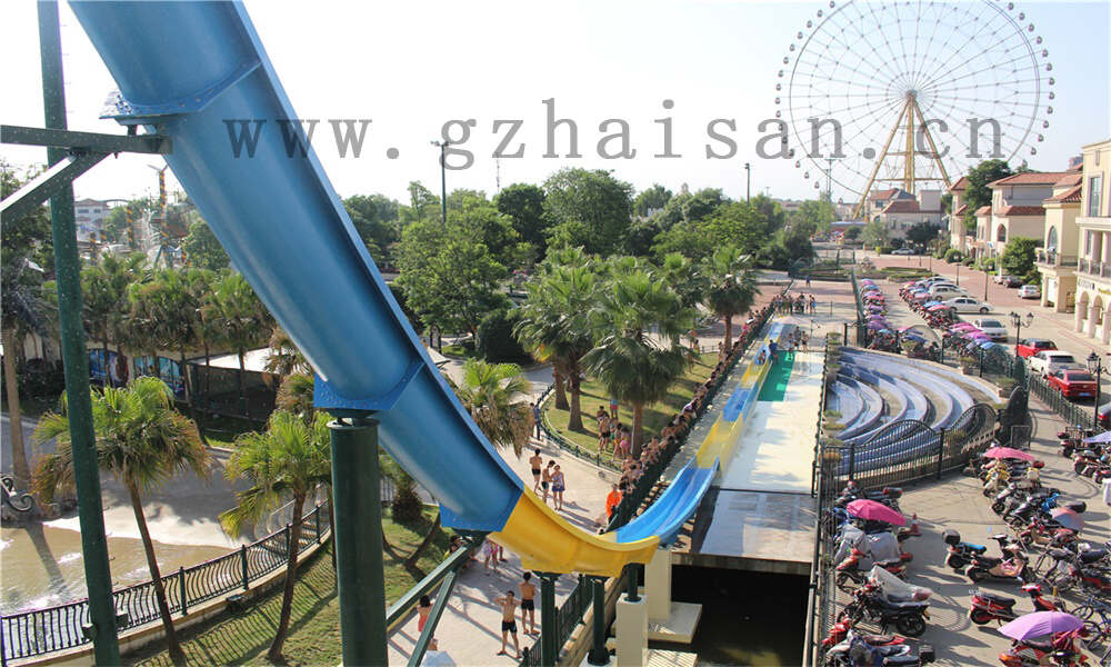 水上乐园建设大热：新型娱乐项目引领夏日狂欢