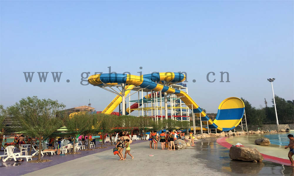 水上乐园管理中如何筹划和执行特殊活动和节日活动?